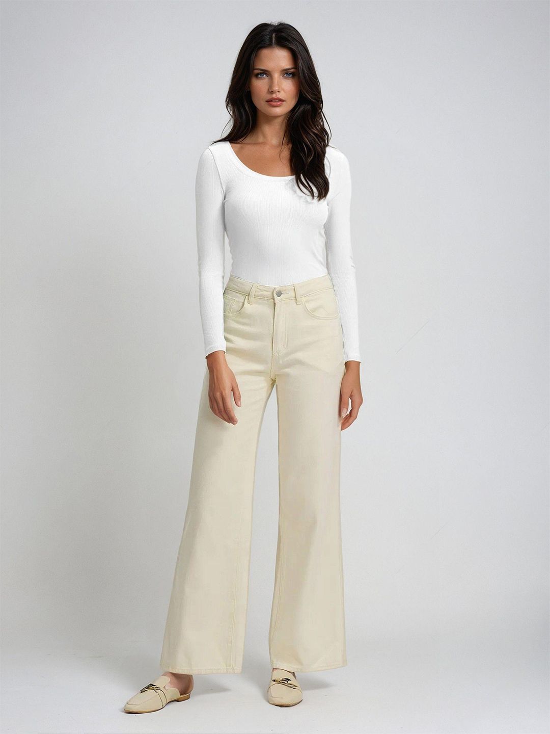 Kotty Women Solid Scoop Neck Top