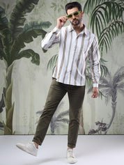 Kotty Men Spread Collar Vertical Striped Casual Shirt