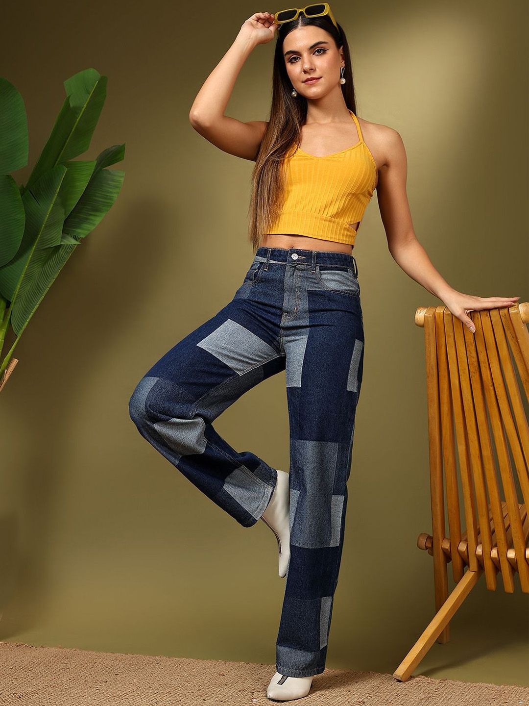 Kotty Women Straight Fit High-Rise Stretchable Jeans