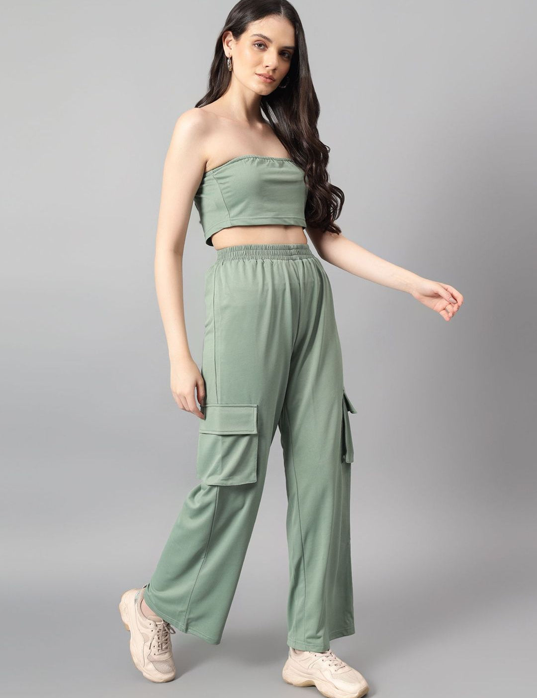 Kotty Green Off-Shoulder Top With Trouser