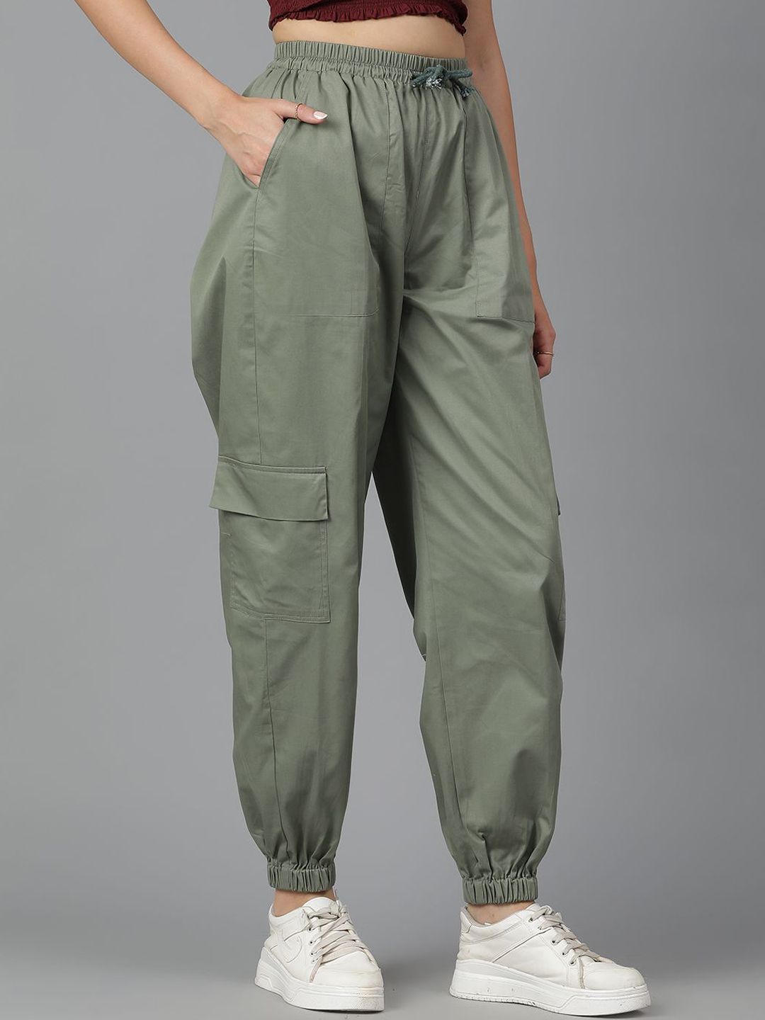Kotty Women Relaxed High-Rise Easy Wash Cargos Trousers