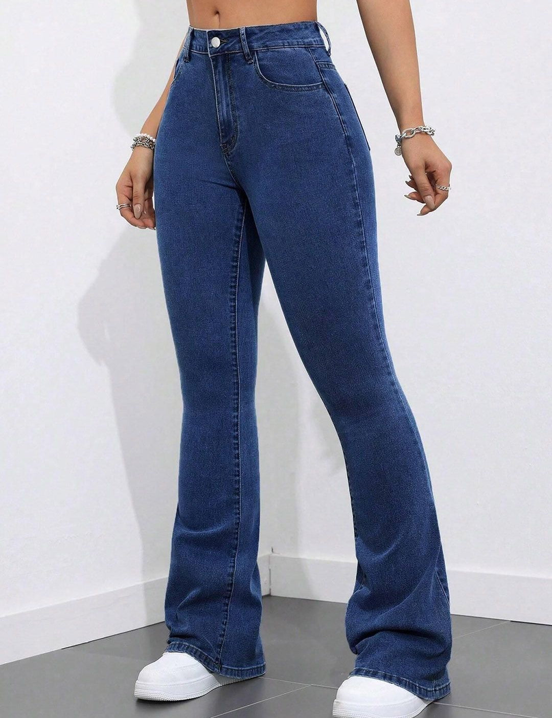 Kotty Women Bootcut High-Rise Stretchable Jeans