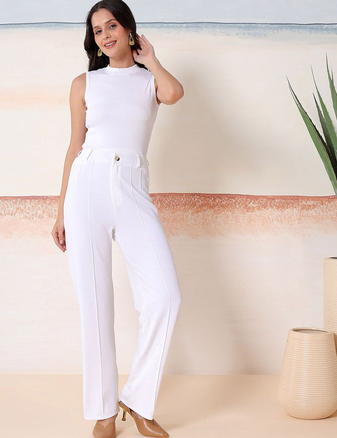 Kotty Relaxed-Fit Round Neck Crop-Top With Trousers Co-Ords

