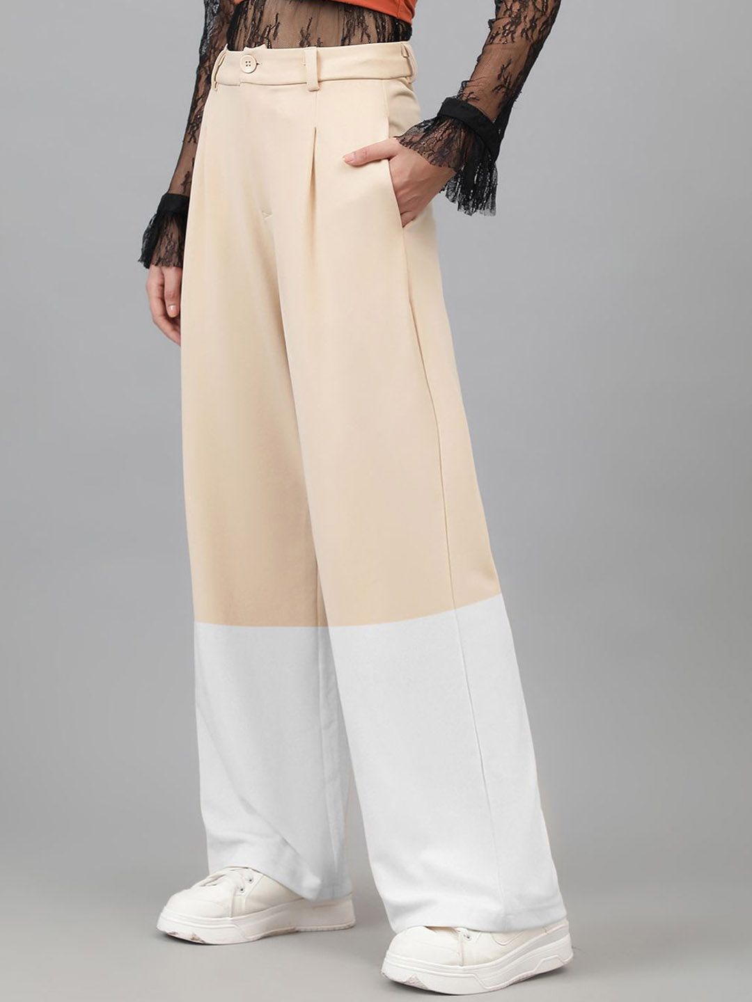 Kotty Women Colourblocked Relaxed Straight Leg Straight Fit High-Rise Easy Wash Trousers