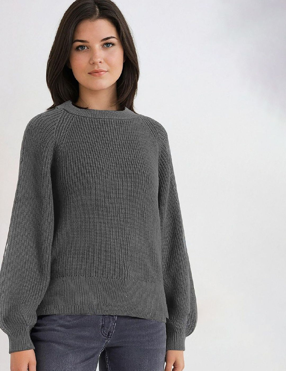 Kotty Women Solid Ribbed Pullover Sweater