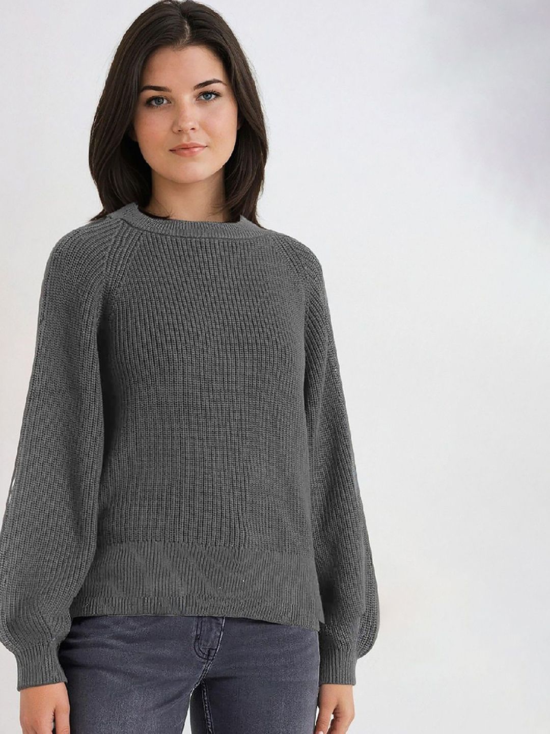 Kotty Women Solid Ribbed Pullover Sweater
