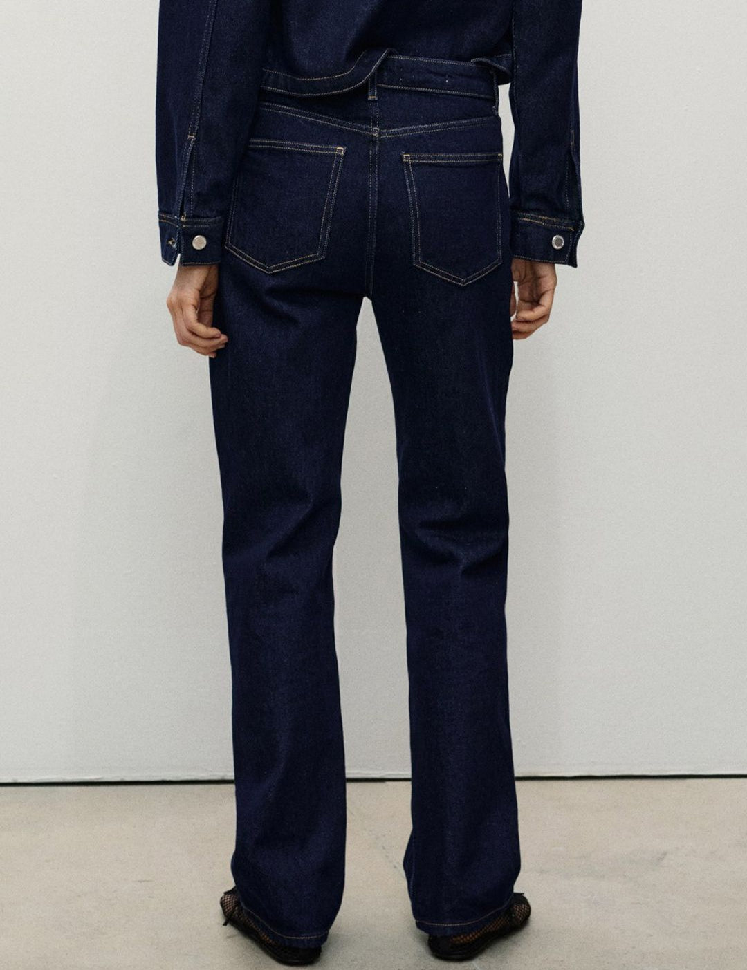 Kotty Women Straight Fit High-Rise Jeans