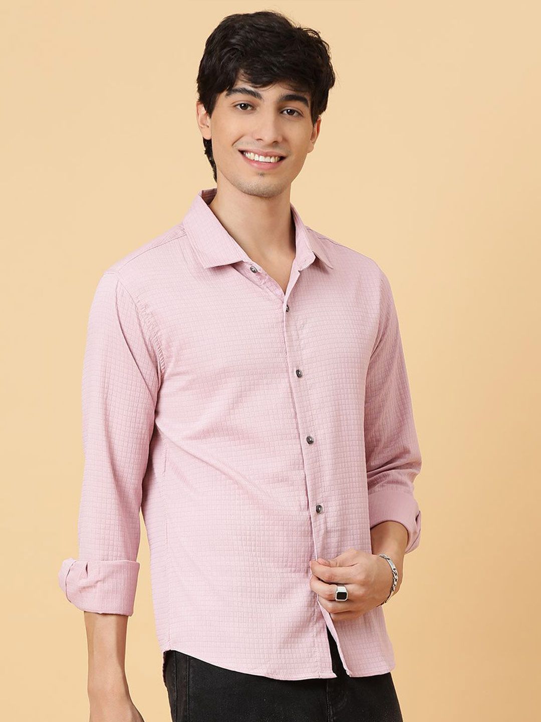 Kotty Men Relaxed Spread Collar Solid Casual Shirt