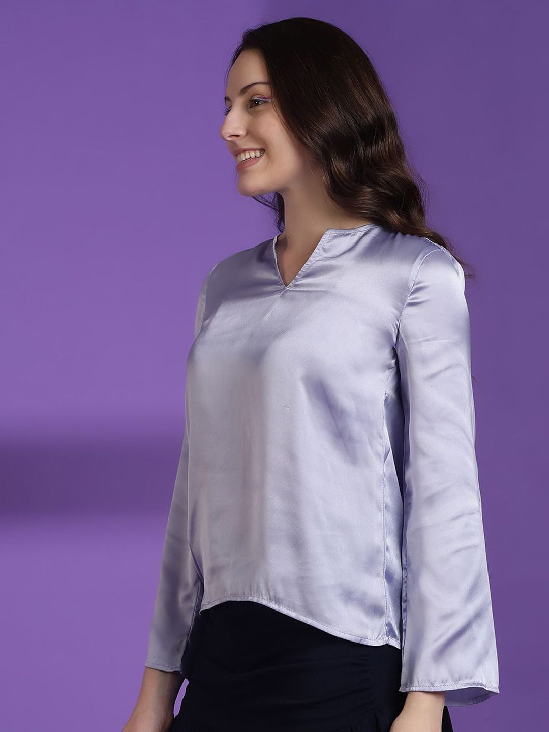 Kotty Women Solid V-Neck Top