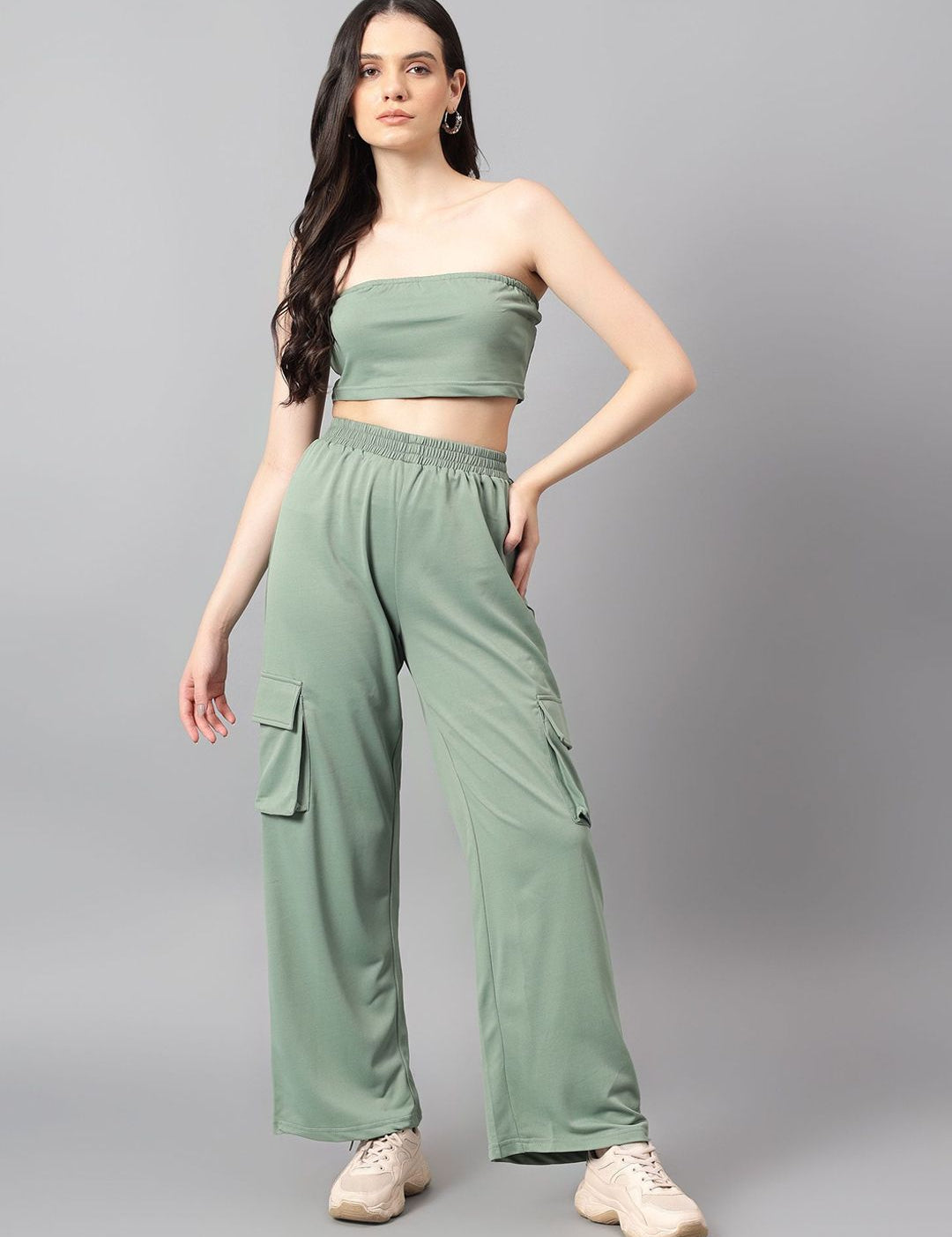 Kotty Green Off-Shoulder Top With Trouser