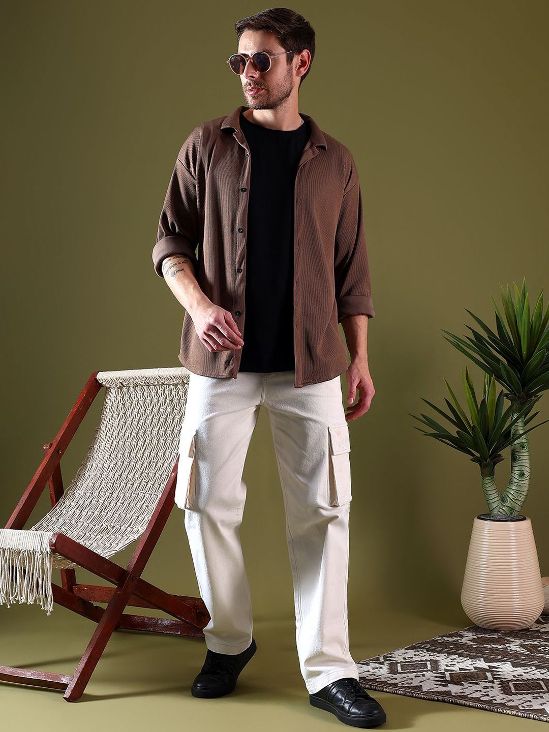 Kotty Men Jean Low-Rise Light Fade Stretchable Jeans