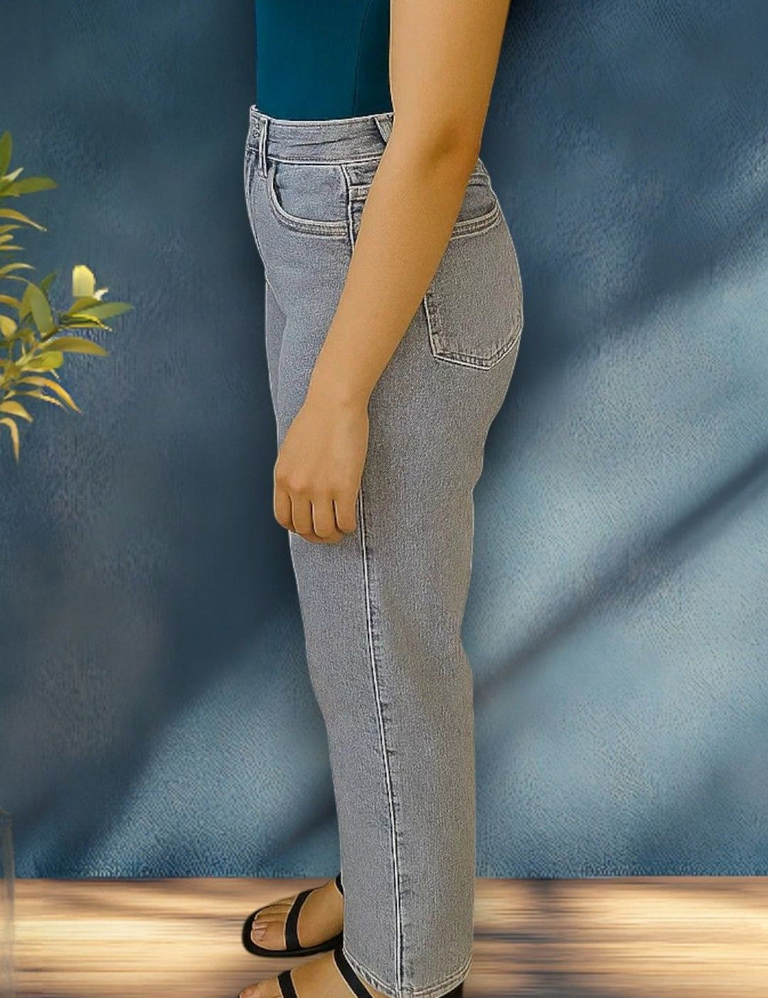 Kotty Women Regular Fit High-Rise Light Fade Stretchable Jeans