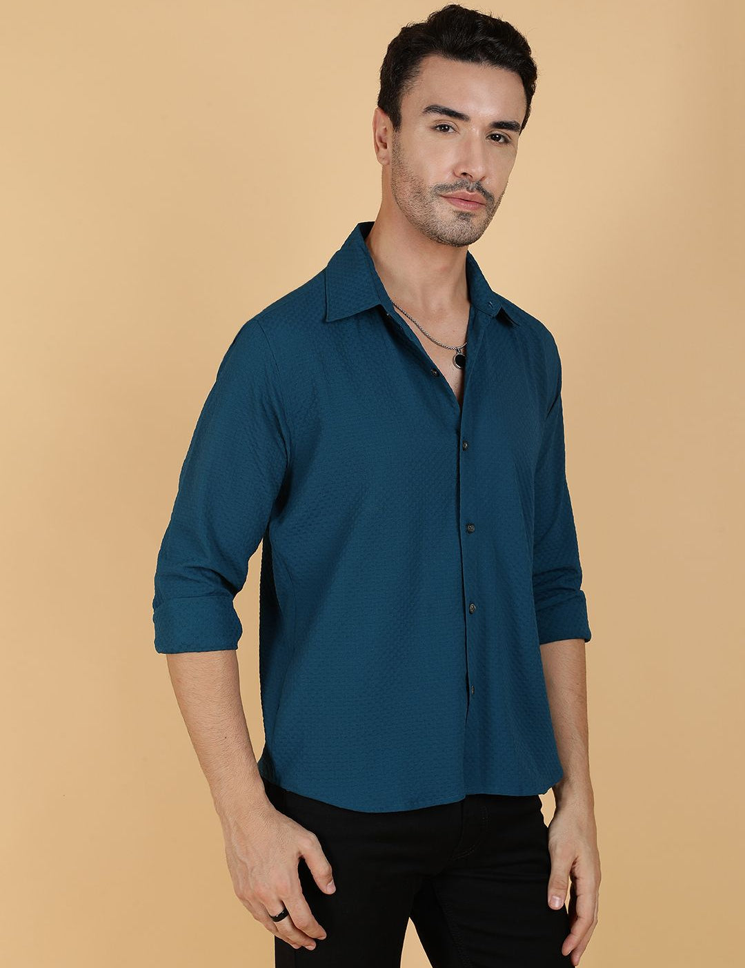 Kotty Men Relaxed Spread Collar Textured Casual Shirt