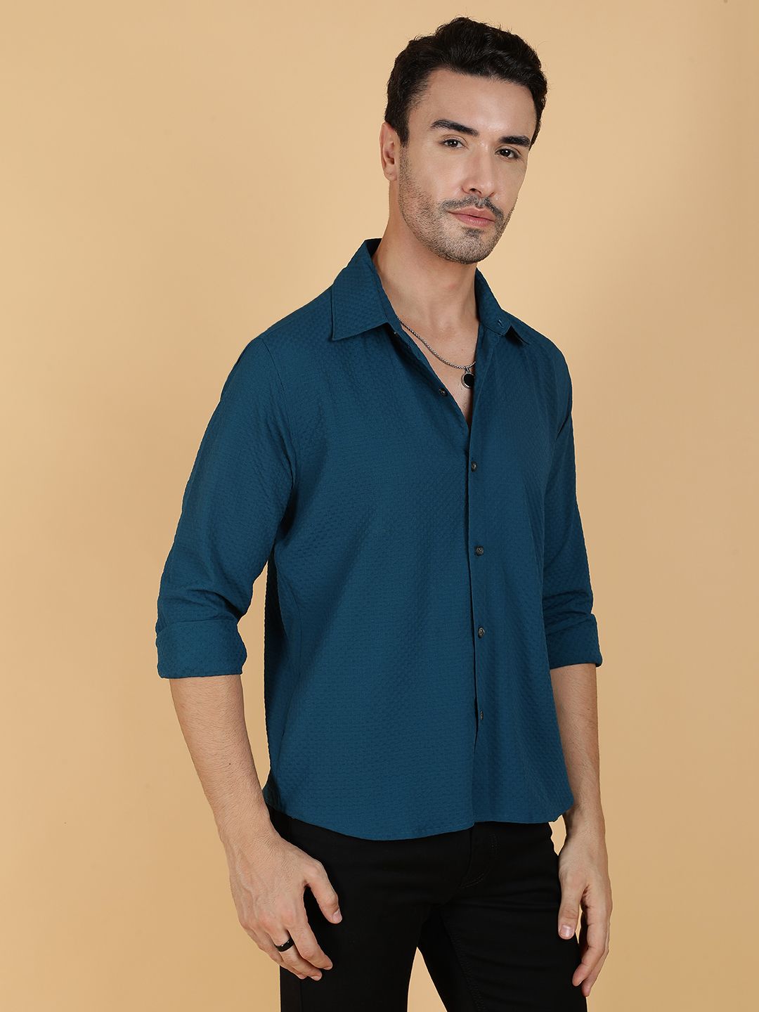 Kotty Men Relaxed Spread Collar Textured Casual Shirt
