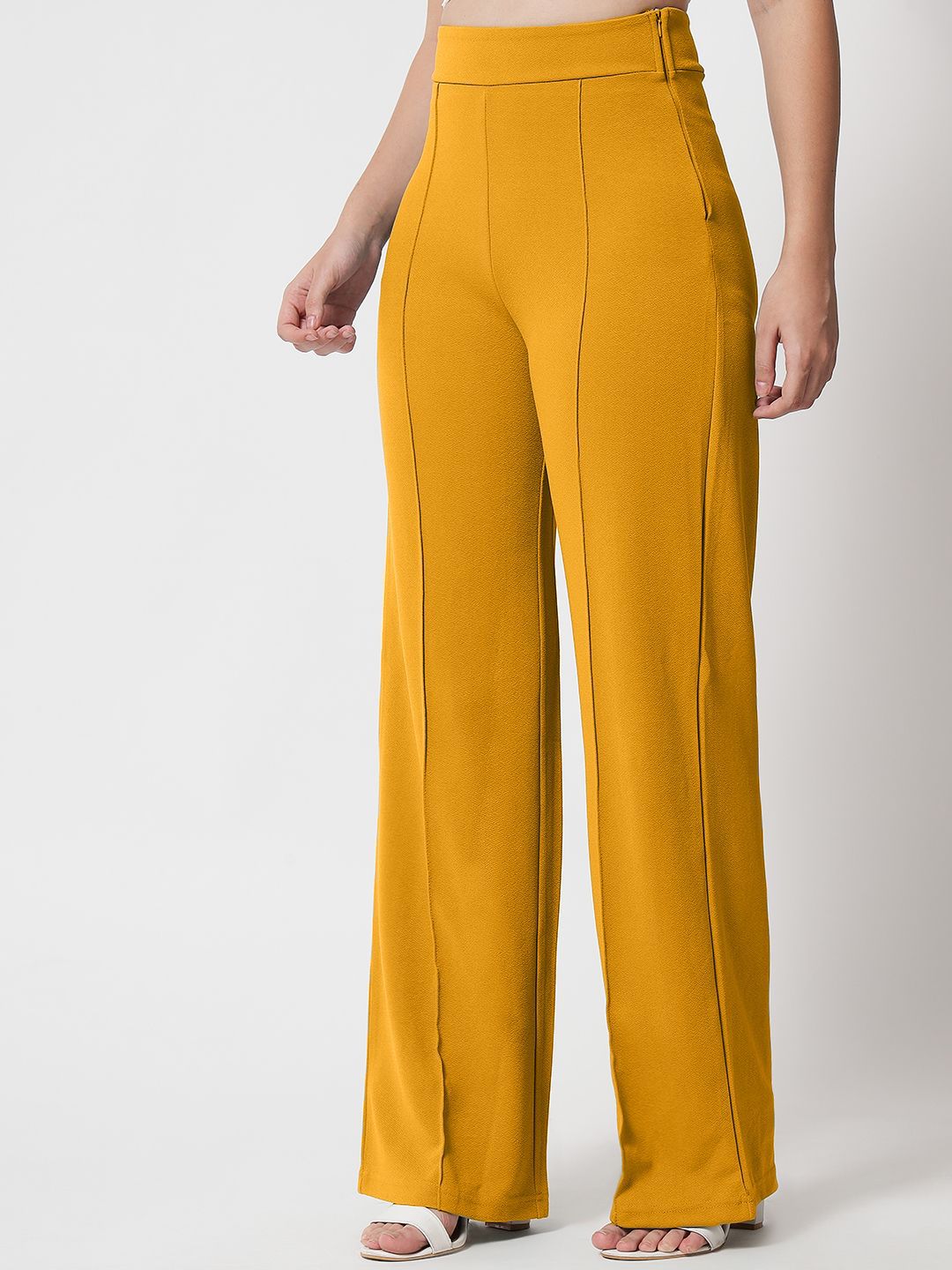 Kotty Women Relaxed Straight Fit High Rise Pleated Trousers