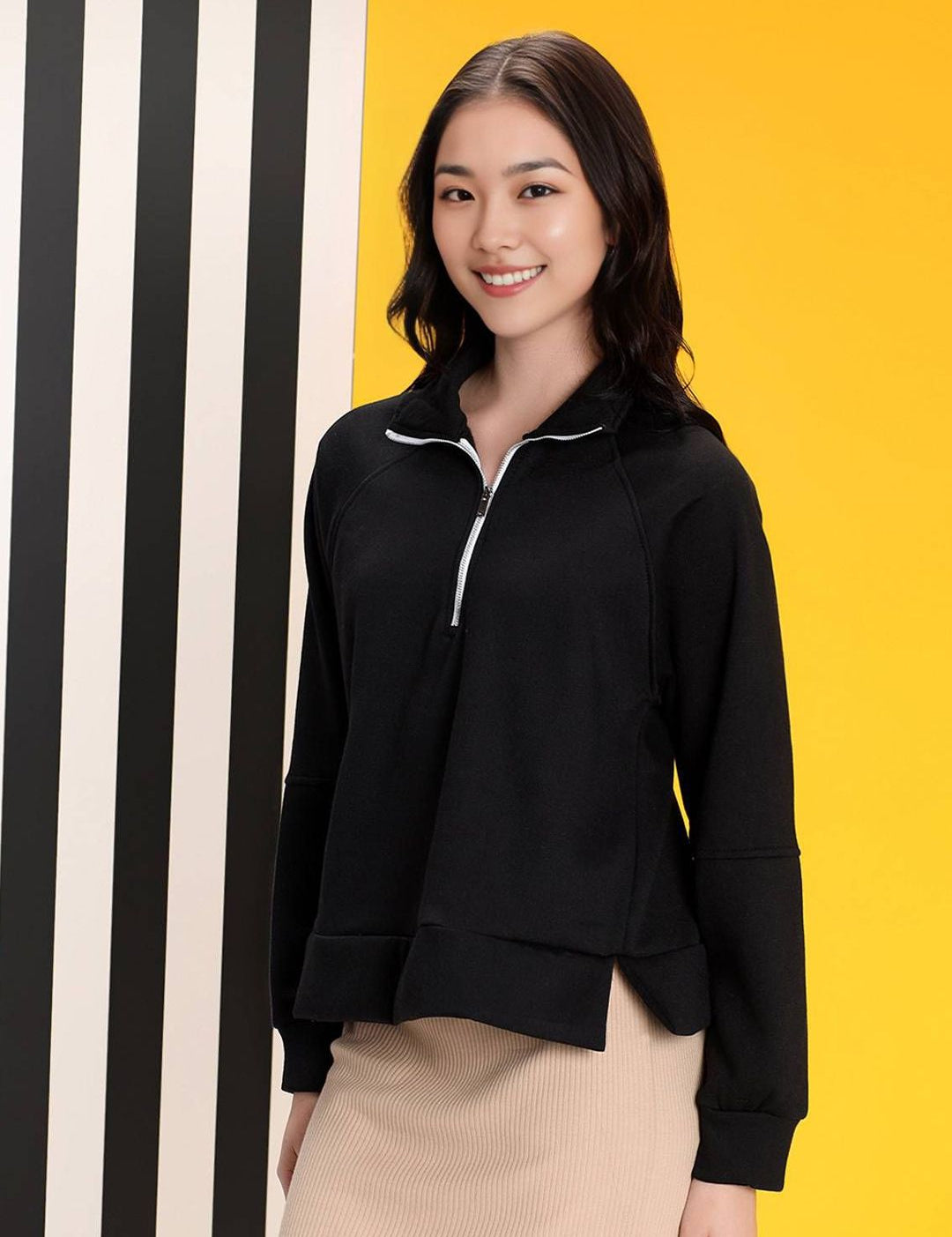 Kotty Women Solid Full Sleeve Mock Collar Sweatshirt