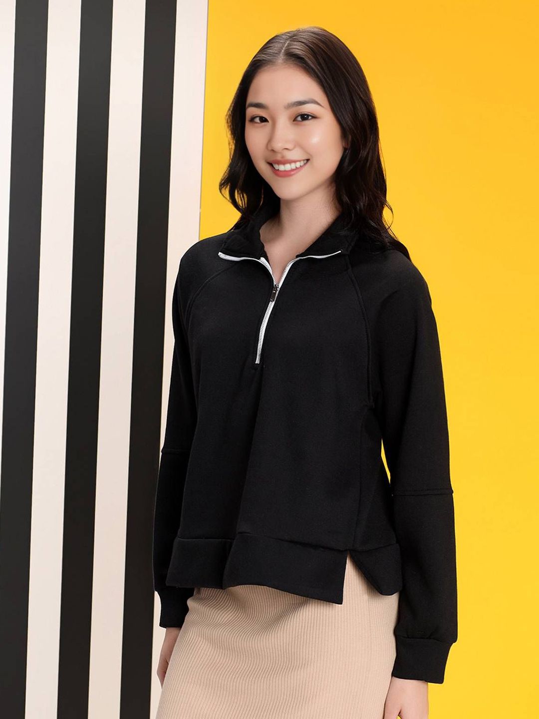 Kotty Women Solid Full Sleeve Mock Collar Sweatshirt