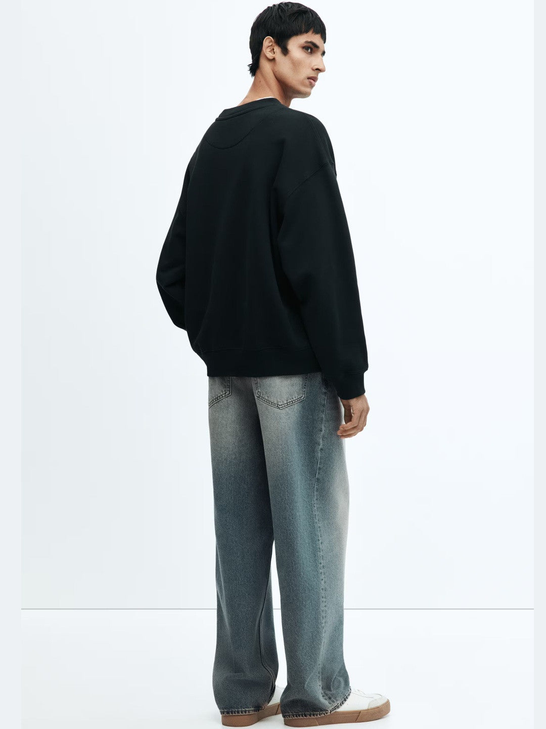 Kotty Men Relaxed Fit Low-Rise Heavy Fade Stretchable Jeans