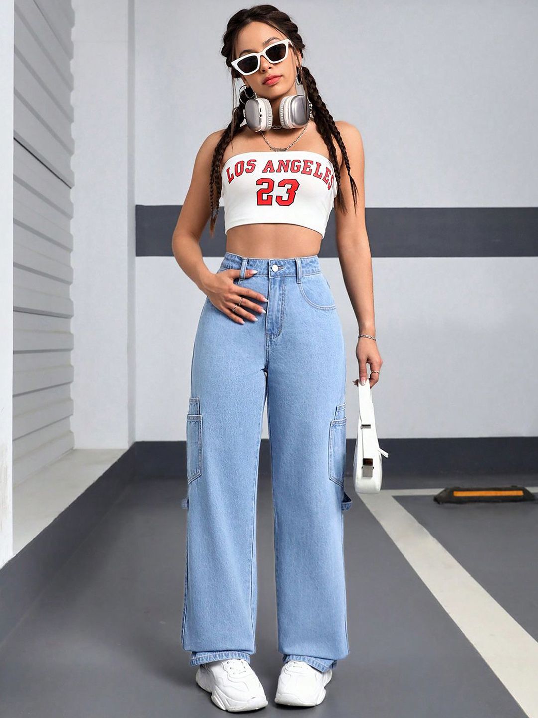 Kotty Women Straight Fit High-Rise Stretchable Jeans