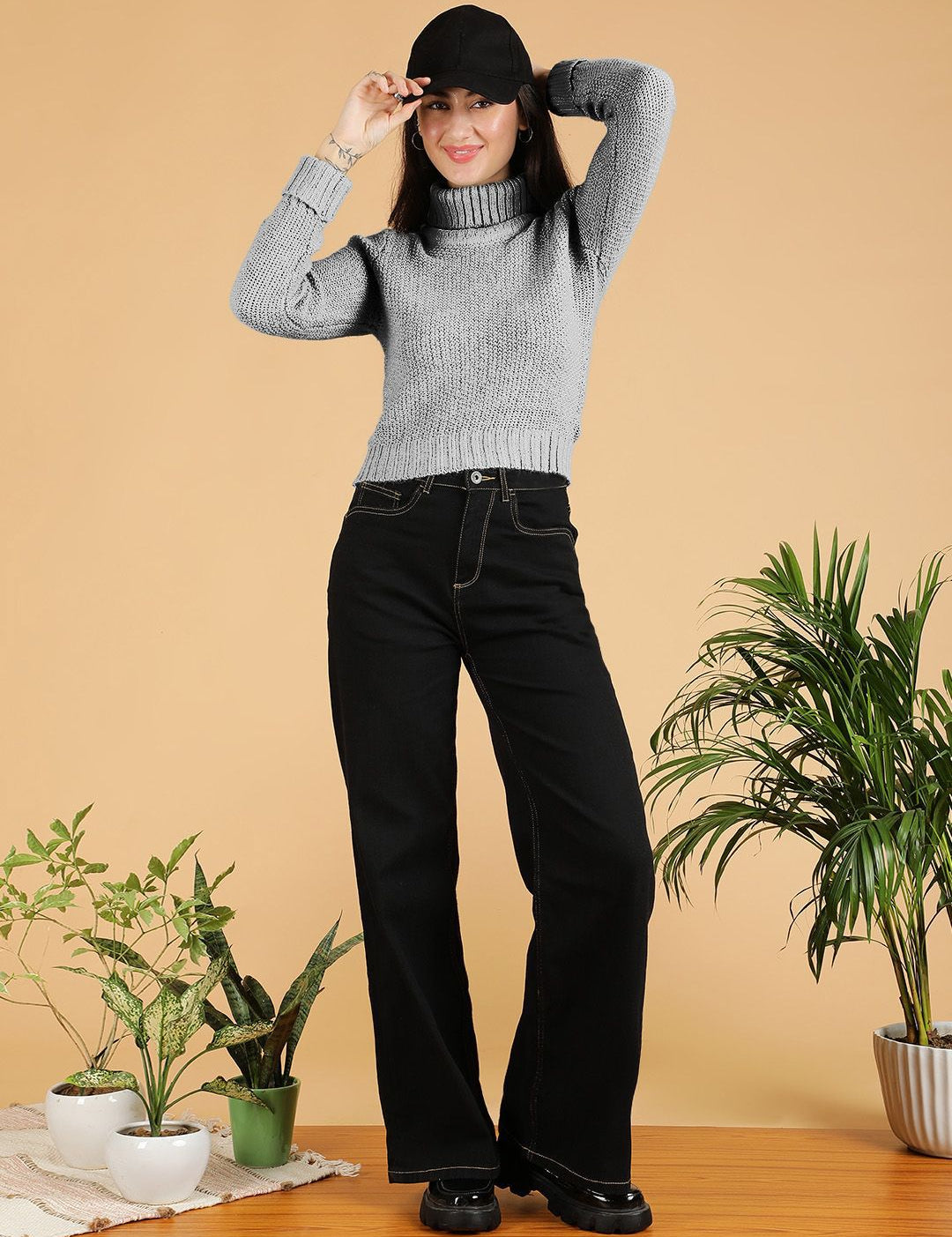 Kotty Women Turtle Neck Crop Pullover Sweaters