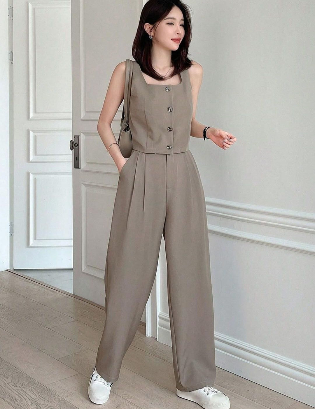 Kotty Brown Square Neck Sleeveless Top With Skirt 