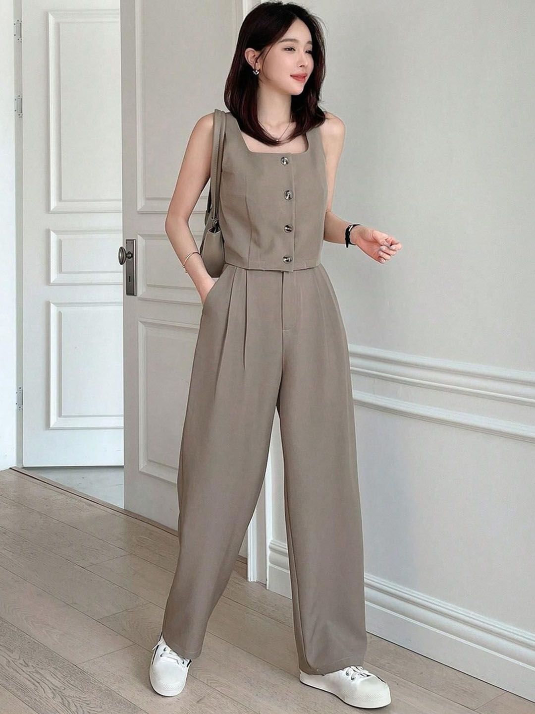 Kotty Brown Square Neck Sleeveless Top With Skirt 