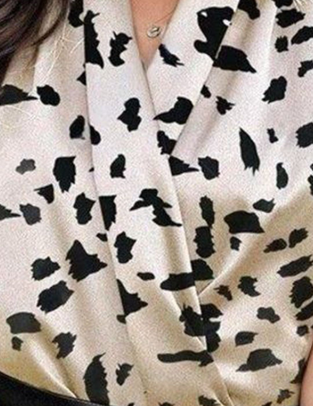 Kotty Women Abstract Printed Satin V-Neck Wrap Sleeveless Satin Casual Top