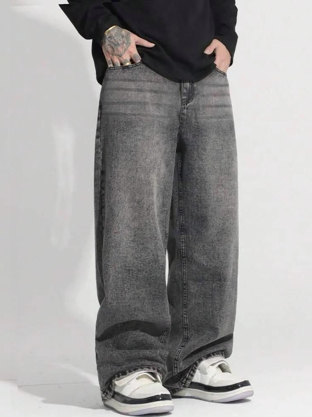 Kotty Men Wide Leg Low-Rise Light Fade Stretchable Jeans