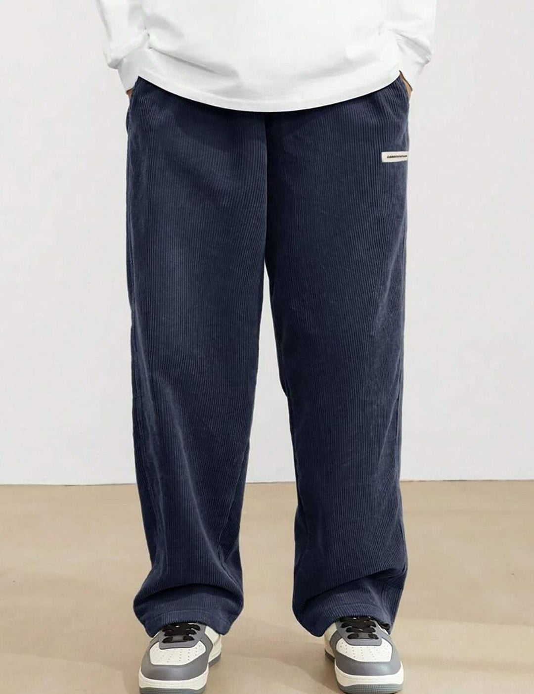 Kotty Men Relaxed Loose Fit High-Rise Corduroy Trousers