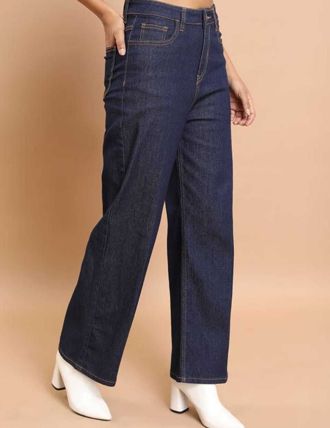 Kotty Women Straight Fit High-Rise Stretchable Jeans