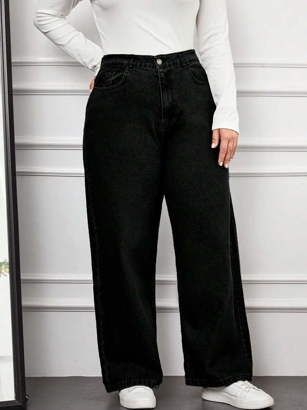 Kotty Women Straight Wide Fit Denim Jeans