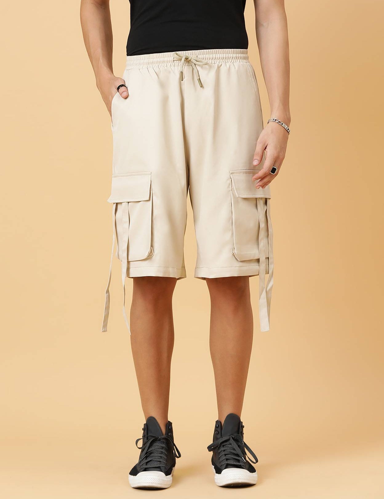 SolidMenBeigeCargoShorts-3_jpg_b257b965-0440-4a94-8174-2f415a205681.jpg