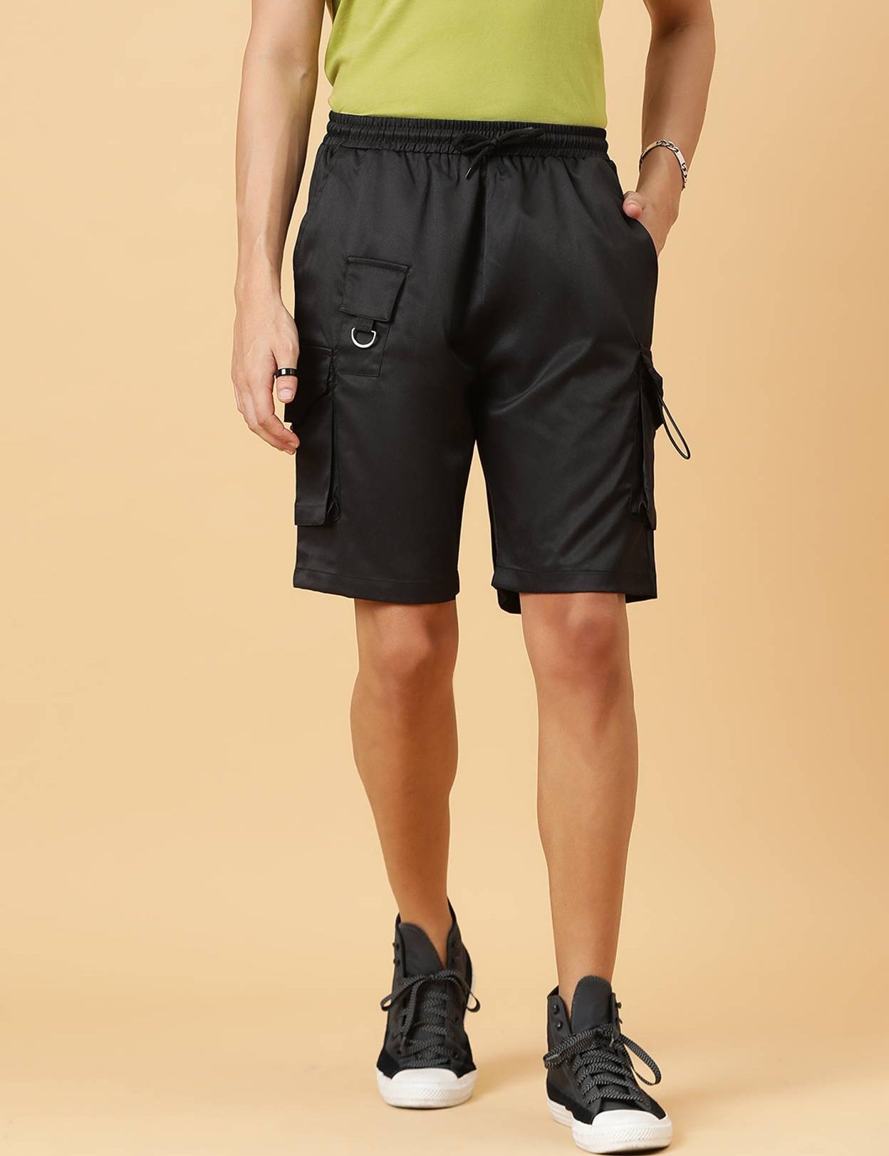 SolidMenBlackRegularShorts-0_jpg.jpg
