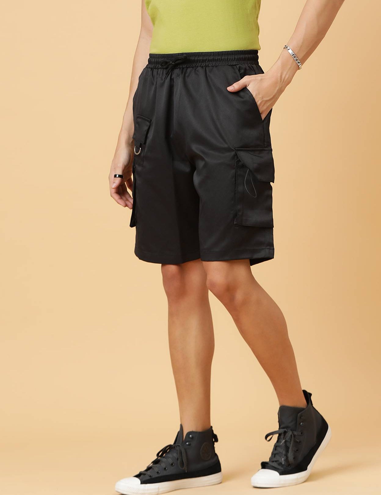 SolidMenBlackRegularShorts-1_jpg.jpg