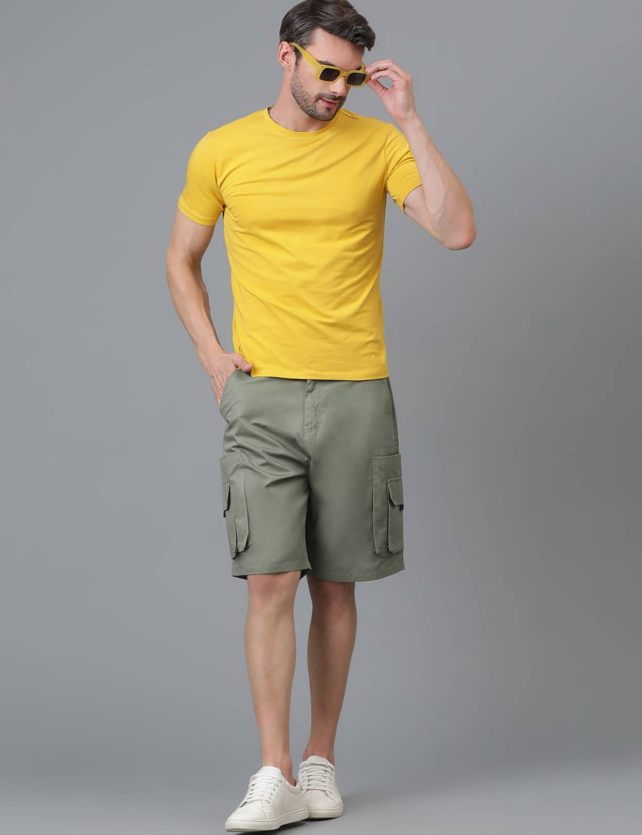SolidMenGreenRegularShorts-0_jpg.jpg