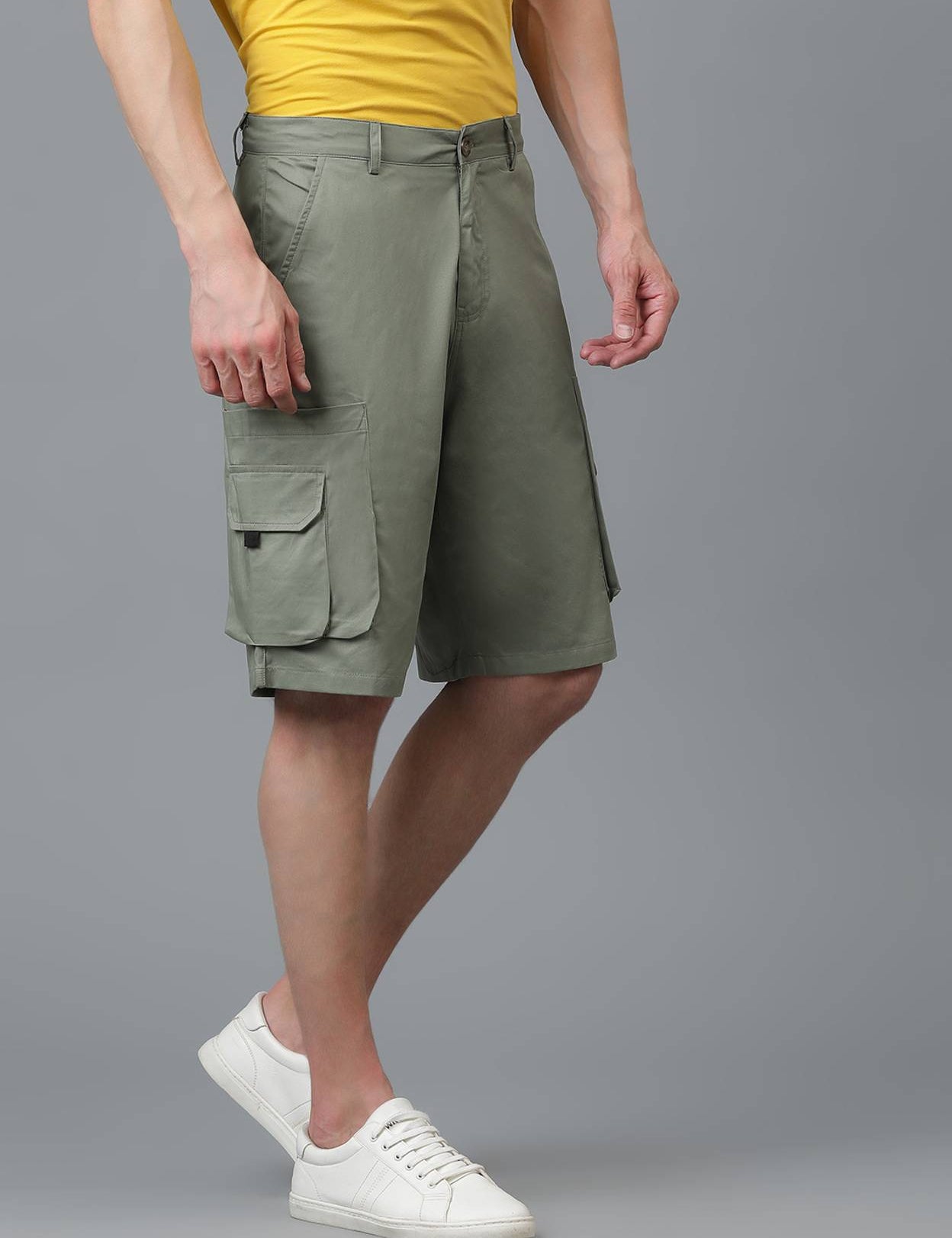 SolidMenGreenRegularShorts-3_jpg.jpg