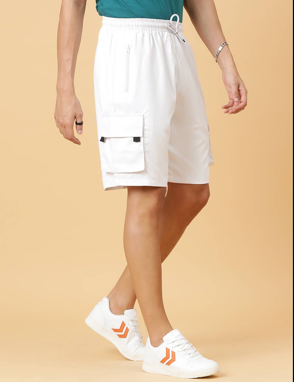 SolidMenWhiteRegularShorts-2_jpg.jpg