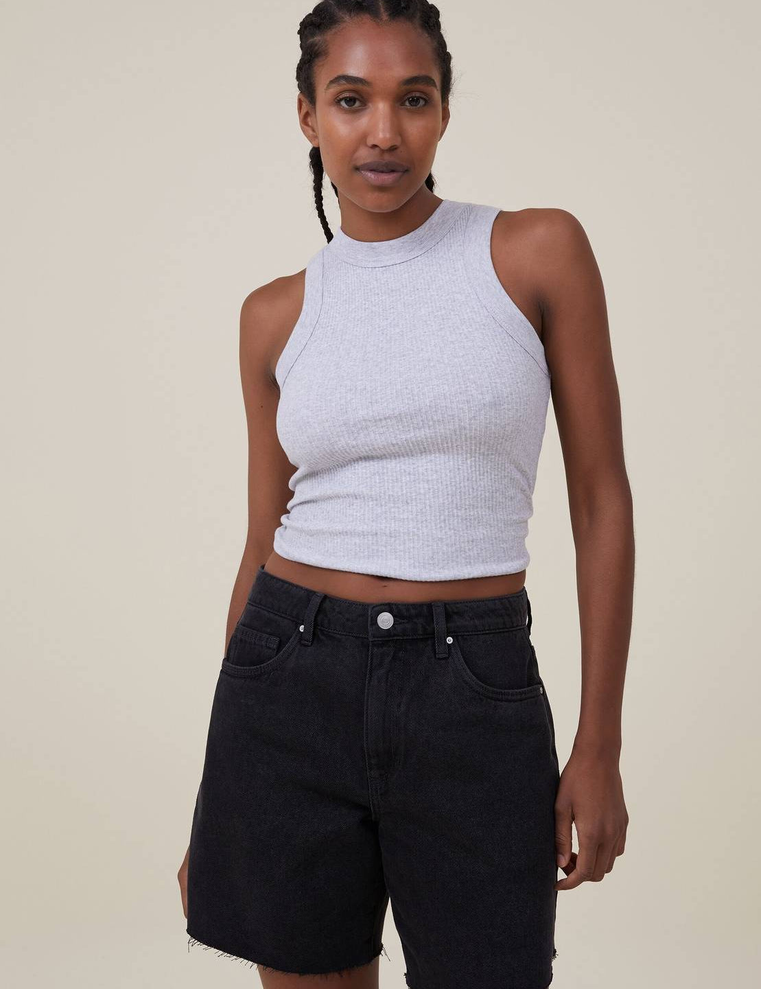 SolidWomenBlackDenimShorts-2_jpg_1fe38a62-5f4d-43b1-a693-0e0d6c9b2352.jpg