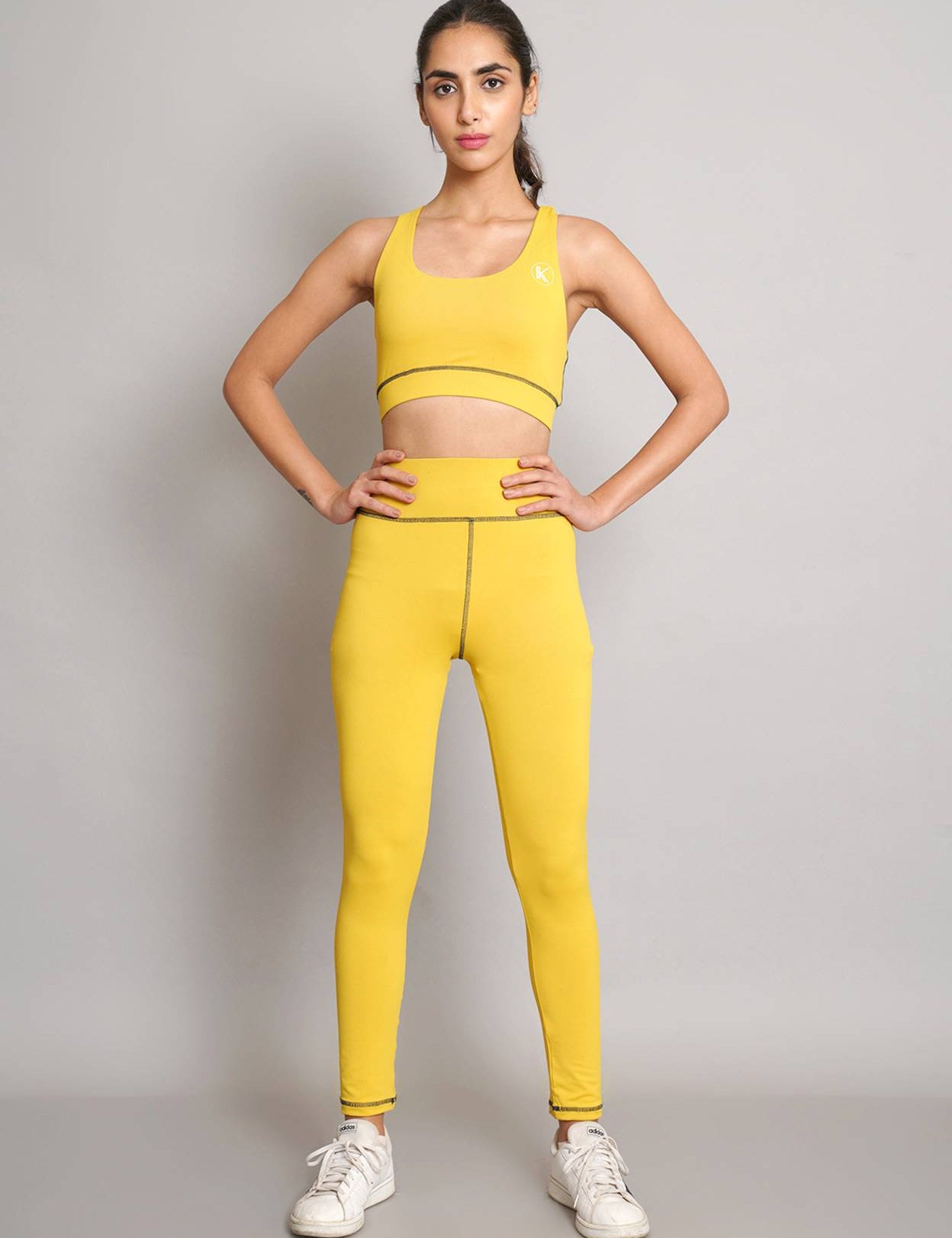SolidWomenTrackSuit-0_jpg_09b8803c-a5ec-4905-acd8-f71303270e18.jpg