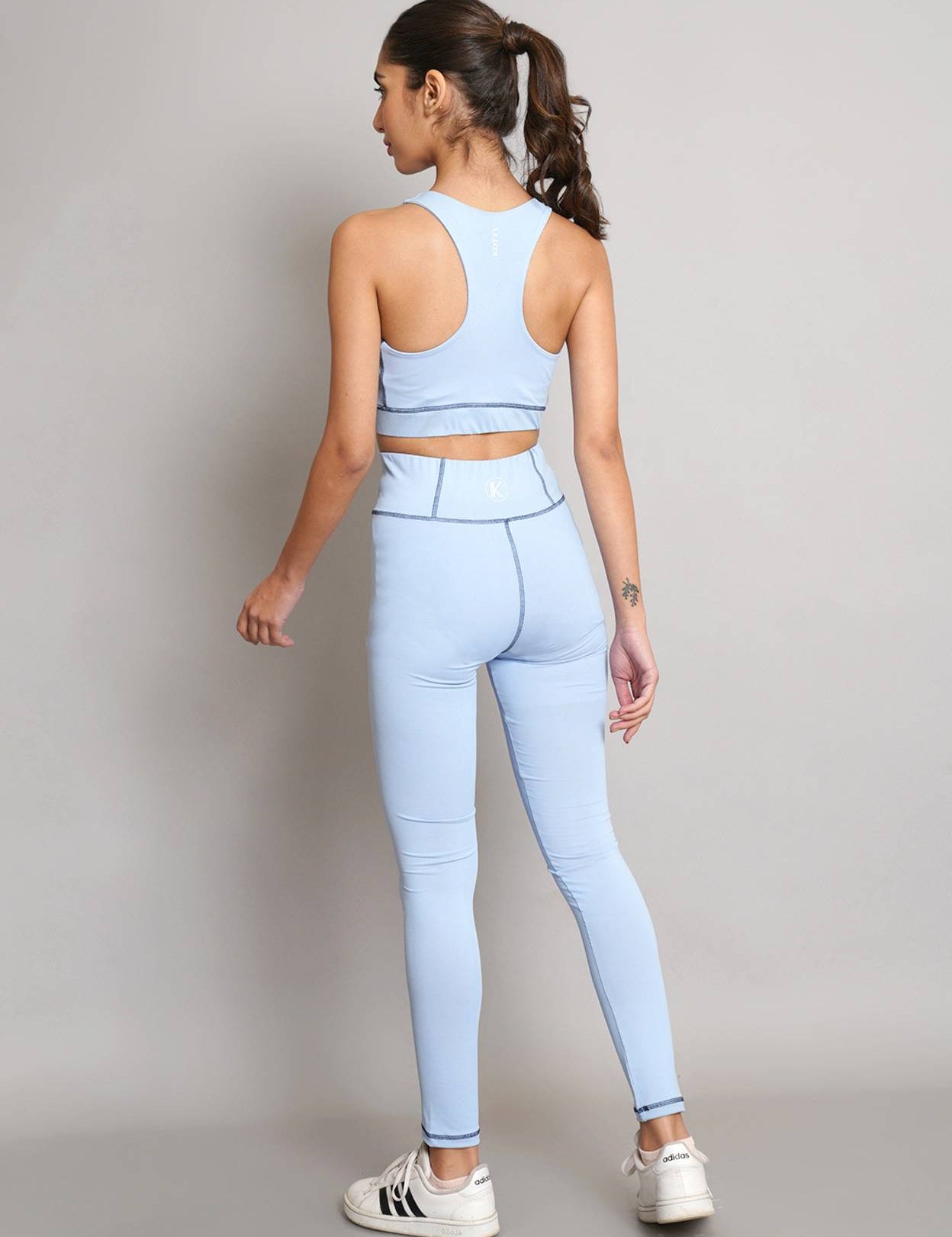 SolidWomenTrackSuit-3.jpg_1_9b82d83c-8ffb-4550-86da-876177795e32.jpg
