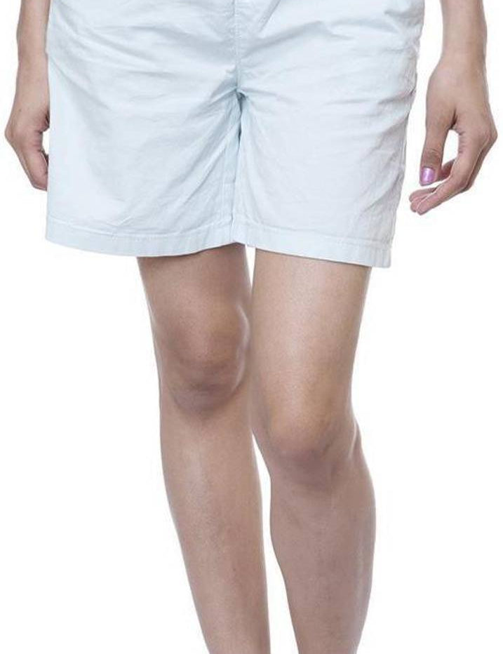 SolidWomenWhiteRegularShorts-0.jpg_1_de226a2c-89ff-4e20-9df1-952a14485ef2.jpg