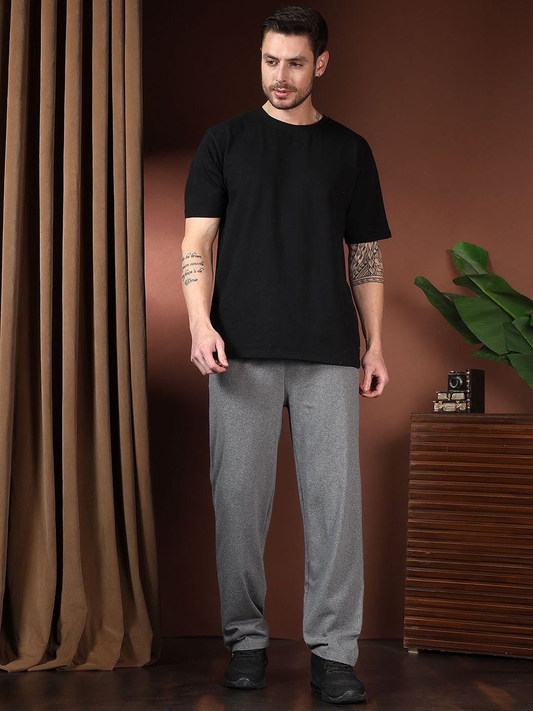  Kotty Men Mid Rise Track Pant