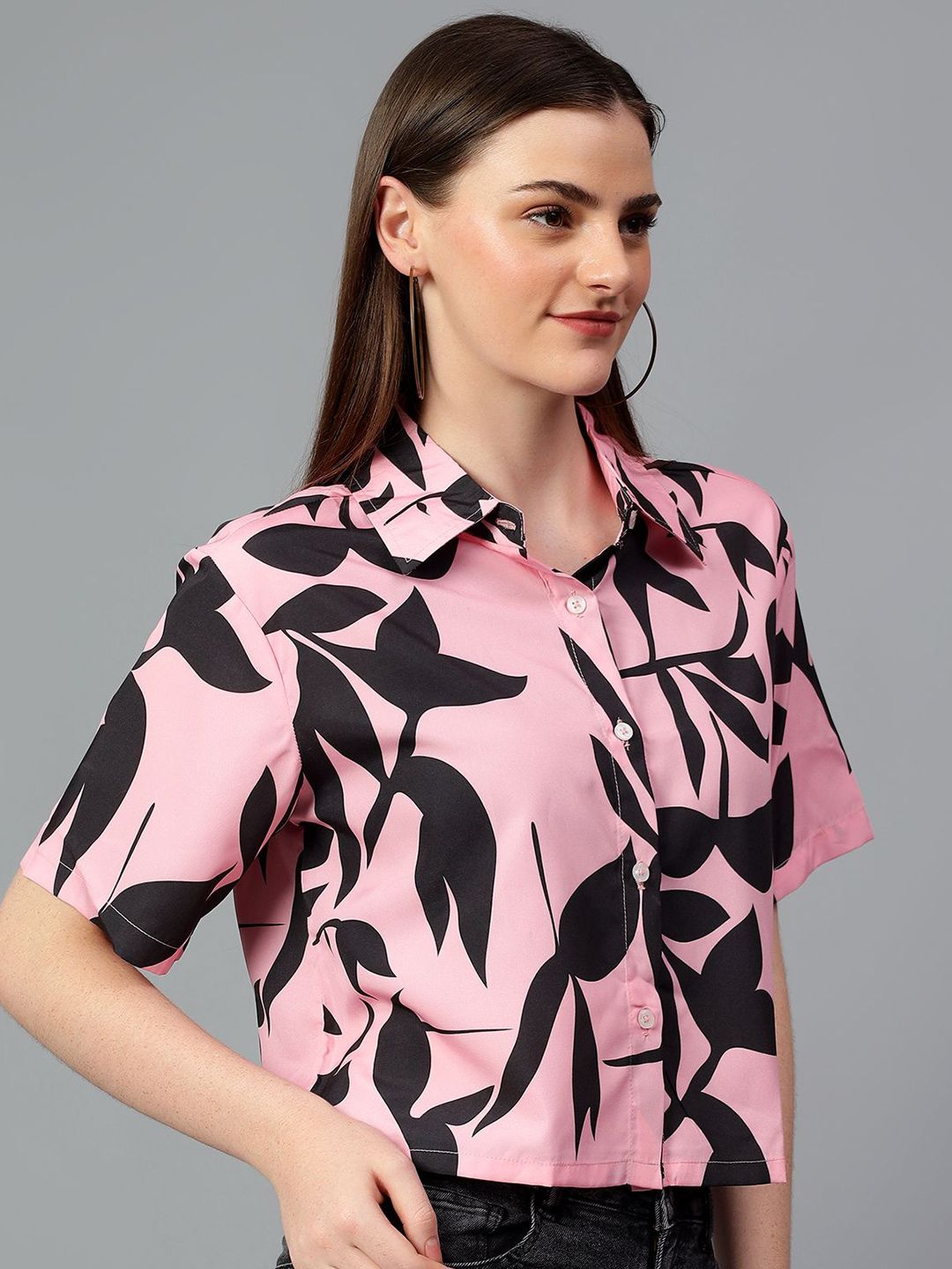 Kotty Women Comfort Spread Collar Floral Printed Crepe Oversized Casual Shirt