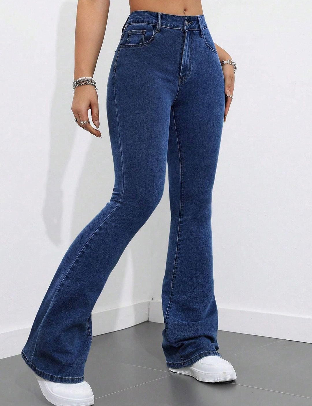 Kotty Women Bootcut High-Rise Stretchable Jeans