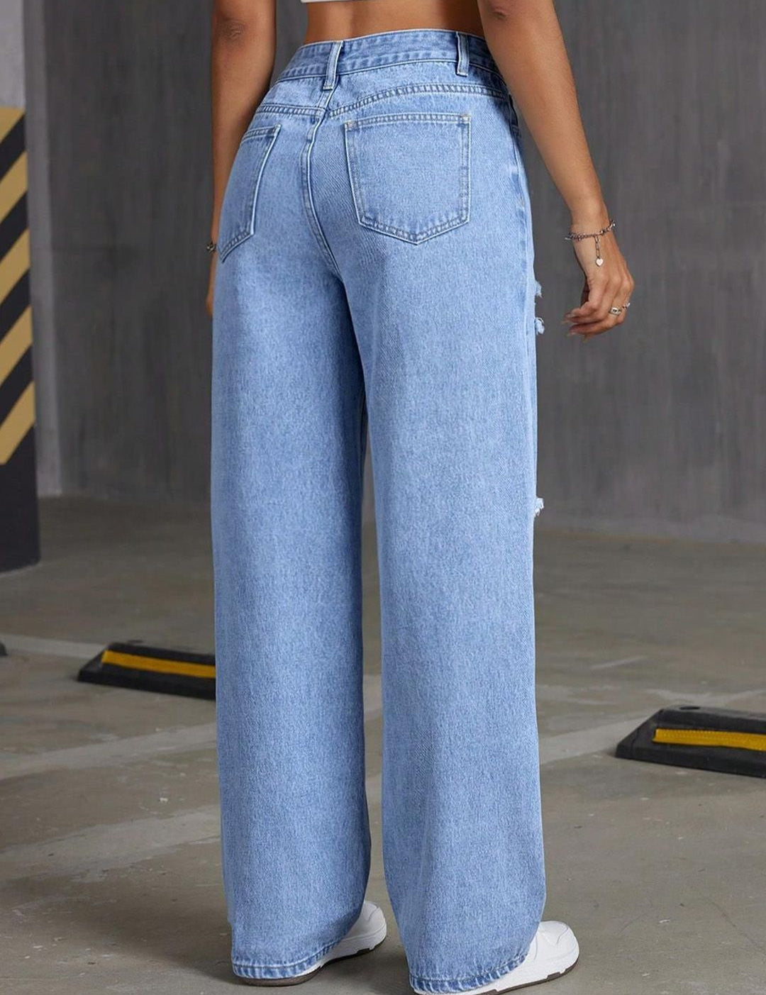 Kotty Women Straight Fit High-Rise Highly Distressed Stretchable Jeans