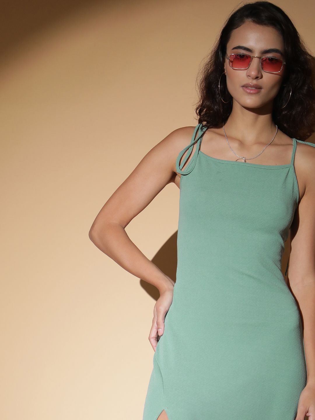 Kotty Women Solid Shoulder Straps Maxi Dress