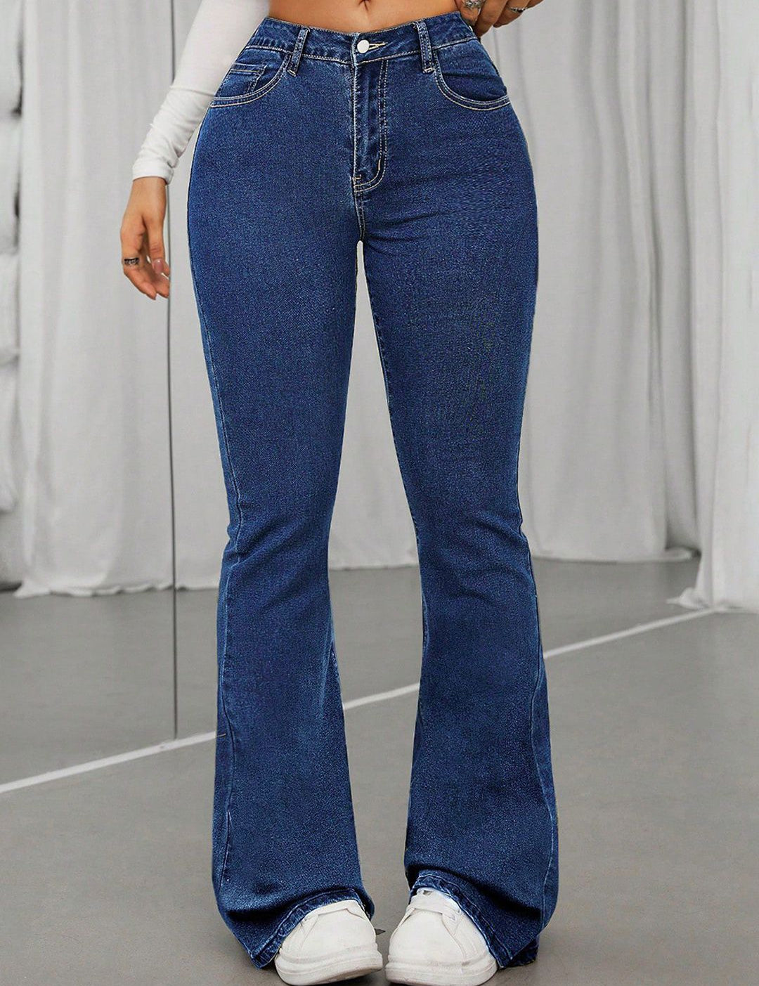 Kotty Women Bootcut Mid-Rise Stretchable Jeans