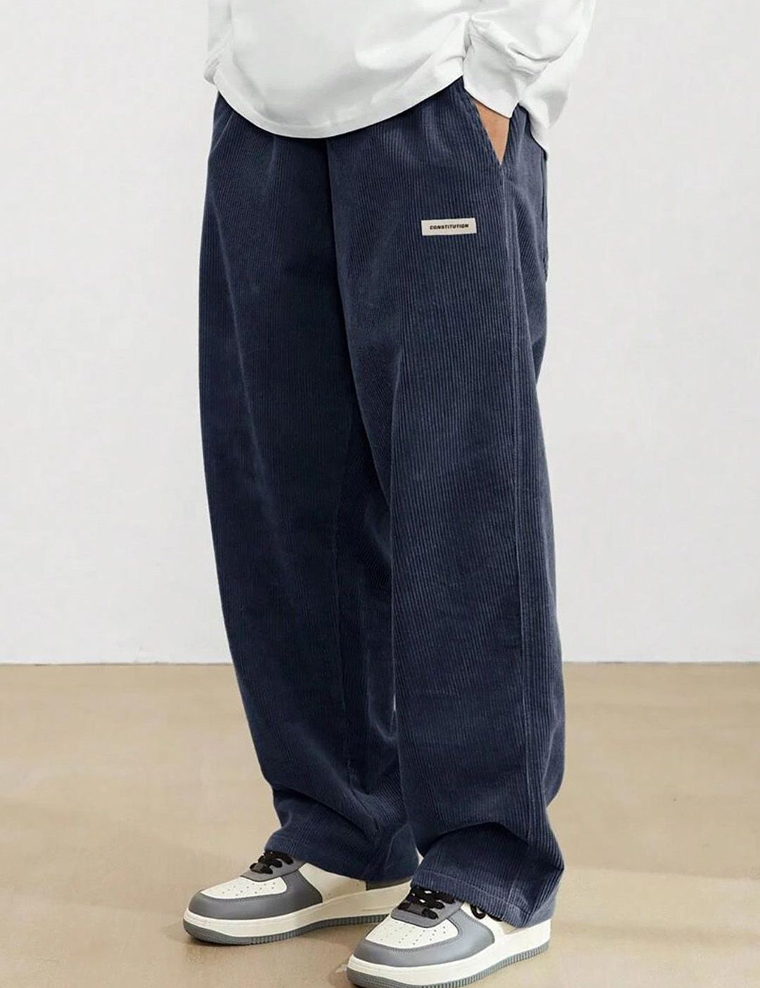 Kotty Men Relaxed Loose Fit High-Rise Corduroy Trousers