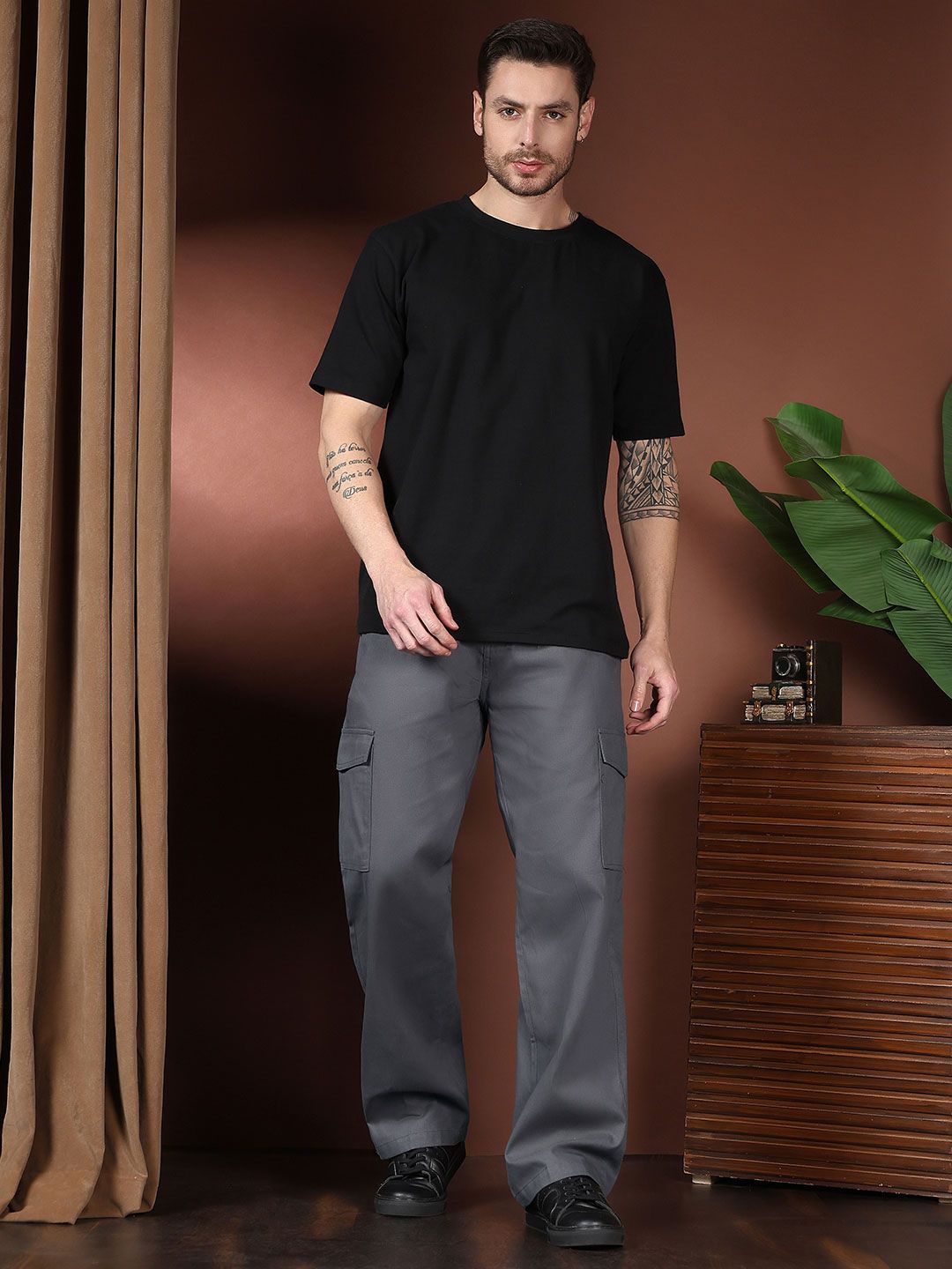 Kotty Men Relaxed Easy Wash Cargos Trousers
