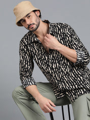 Kotty Men Spread Collar Abstract Printed Cotton Casual Shirt